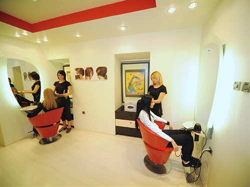 Salon In Fashion - Instar d.o.o.